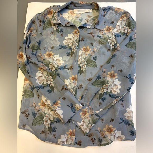 Simons Contemporaine brand sheer Floral Button feminine Down Shirt size Small - Picture 2 of 10